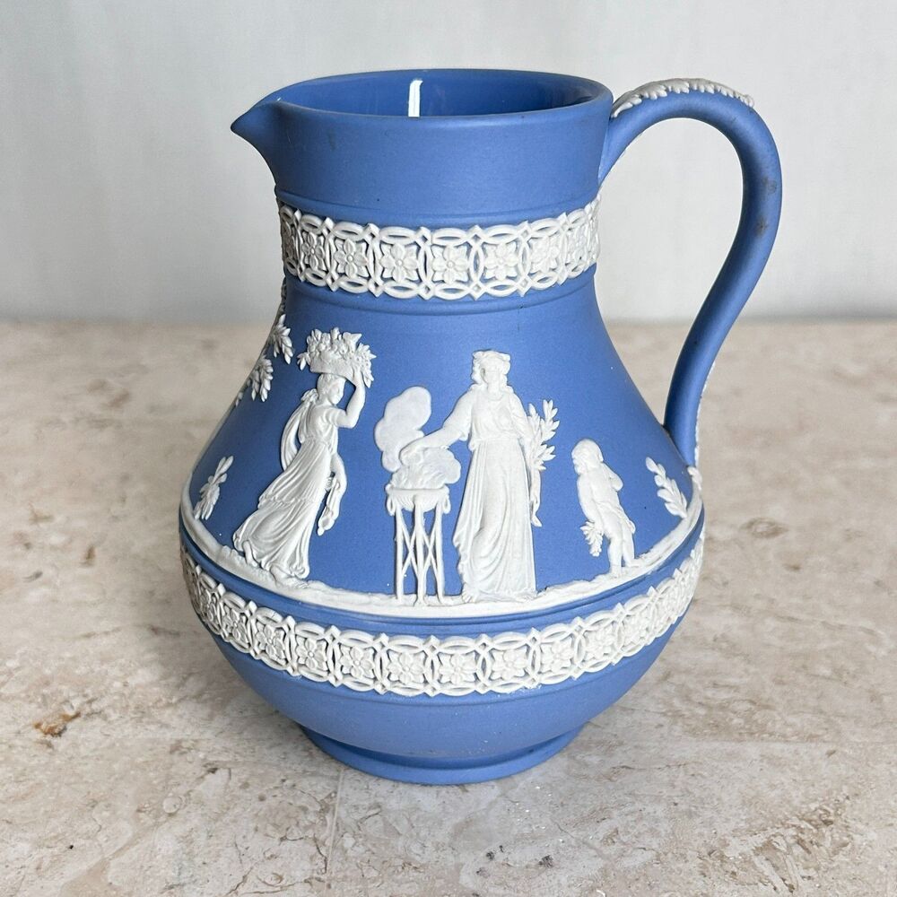 Vintage Wedgwood Pitcher Grecian Women Child Cherub Palm Tree Blue White 5" - Picture 2 of 9